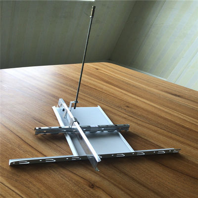 Luchthavenplafondontwerp Aluminium metalen plafond Aluminium C-strookplafonds