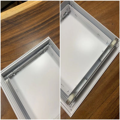 600*600 Hangend plafondtoegangspaneel Push Lock voor plafondwand