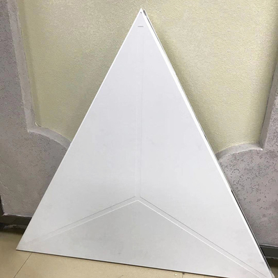 Manier Geluiddichte Driehoekige Klem in Plafond Perfecte Vorm 1.1mm Dikte