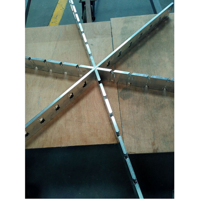 Het verborgen Plafond van het Netmetaal betegelt 200x200mm Vierkante of Afgeschuinde Rand