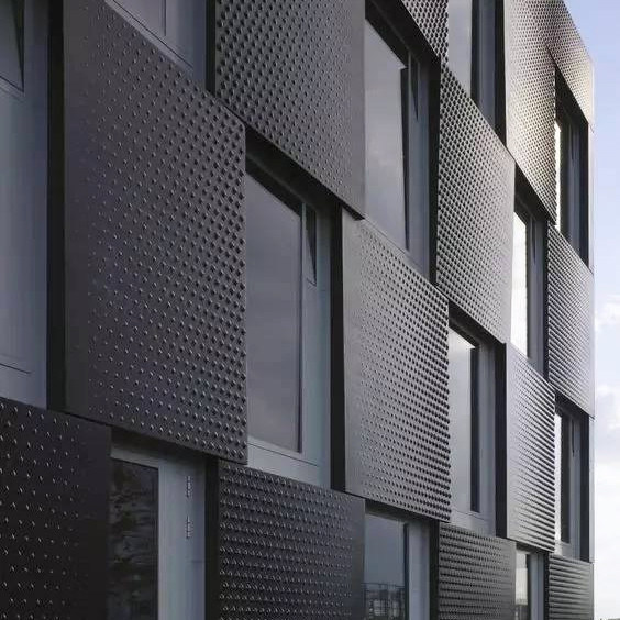 Op maat gemaakt aluminiumpaneel Buitenste geperforeerde gevelpanelen PVDF aluminium panelen voor gevel