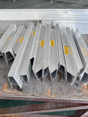 C-vormige aluminiumprofielen