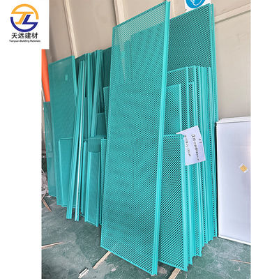 1100 3003 5005 Aluminiumprofielen Decoratieve houten vergroting Buitenwandbekleding